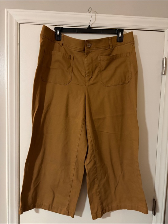 Ava & Viv Pants - Ava & Viv Cropped Wide-Leg Pants in Camel Brown